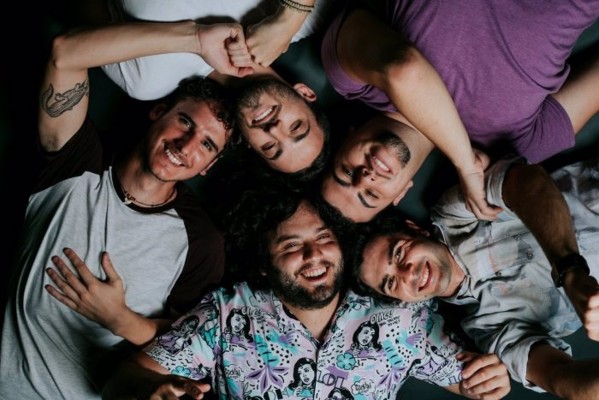 La banda Ayoho lleva su 'Mar de Cristal' al Nuevo Teatro Circo de Cartagena