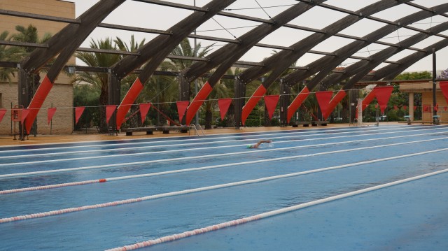 La UMH abre al público su piscina del campus de Elche 