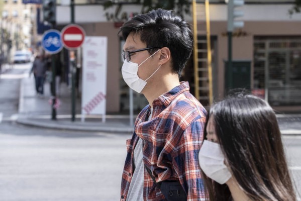 Miras cree que en julio la mascarilla dejará de ser obligatoria en los exteriores de la Región