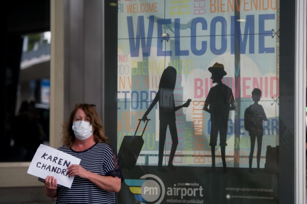 Siete países abren hoy sus fronteras al turismo con el 'pasaporte covid' 
