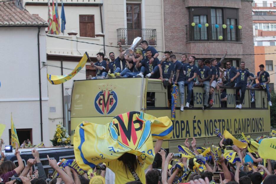 El Villarreal quiere que todos sus seguidores se fotografíen con la copa