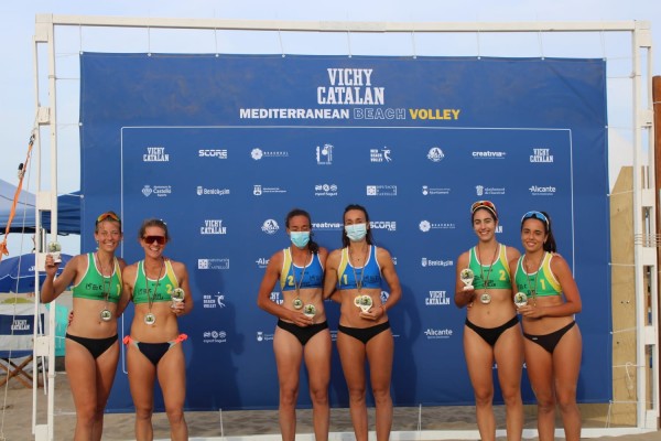 Las parejas Hopf-Hopf y Prades-Contreras, campeonas de la primera prueba del Mediterranean Beach Volley 