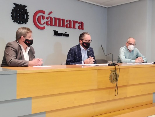 Los empresarios regionales vuelven a tener confianza y mejoran sus expectativas para 2021
