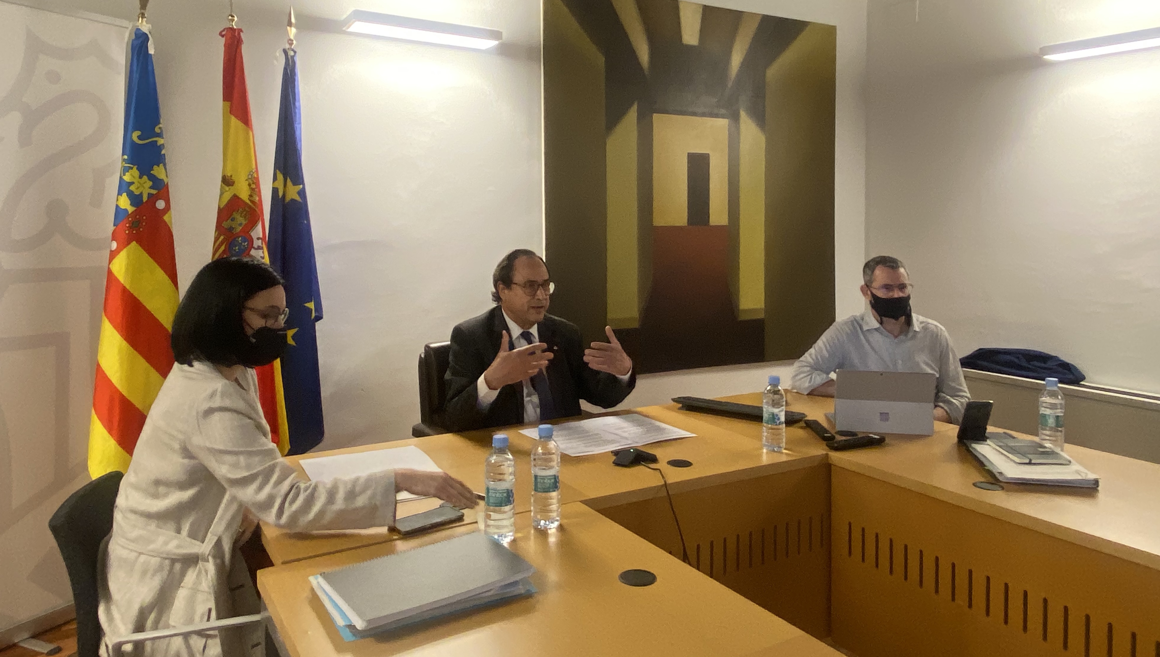 El Plan Resistir Plus recibe 4.500 solicitudes de ayudas en los primeros treinta minutos de plazo