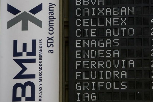 Ferrovial, Almirall, Viscofan y Acerinox pagan dividendos esta semana