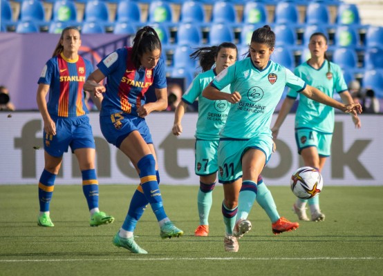 El Levante cae ante un histórico Barcelona