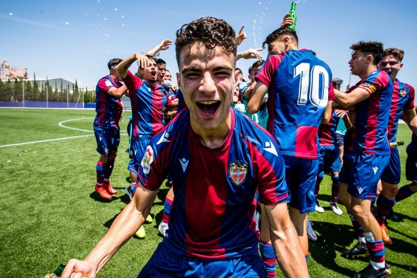 El Levante, campeón de la Liga Juvenil por primera vez