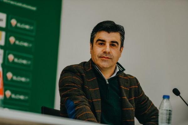 El Elche se toma con calma la planificación tras nueve meses de estrés
