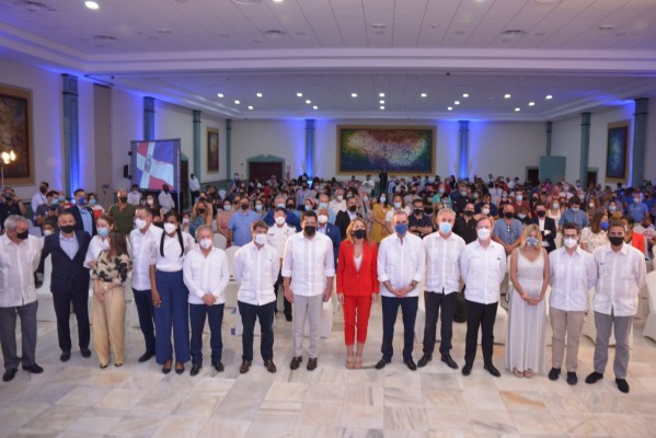 Grupo Piñero presenta en Punta Cana su nuevo proyecto Soltour Travel Partners, la apuesta por la omnicanalidad con Logitravel