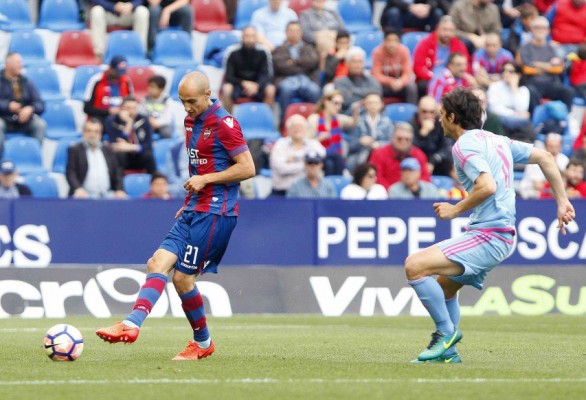 El Levante, a un paso de Primera con un alto porcentaje de triunfos por la mínima