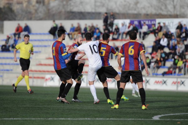 Detienen al entrenador italiano del Eldense por el presunto amaño ante el Barça B
