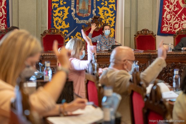 Enmienda sobre la moción, el nuevo 'jaque' del Gobierno local para 