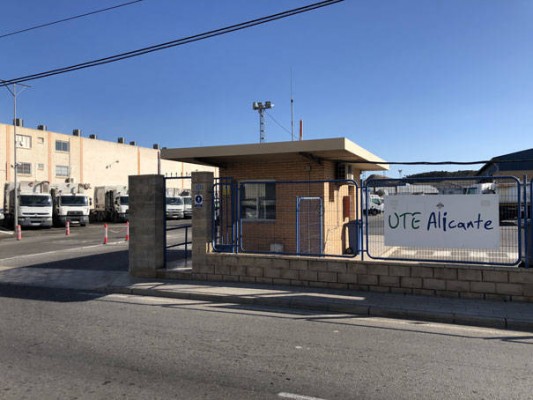 La UTE de la limpieza de Alicante atiende a Cultura y ajusta su sede logística al BIC de la Torre del Ciprés
