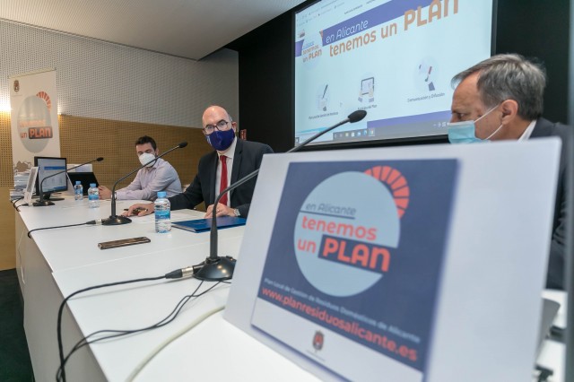 Alicante esprinta para implantar la recogida selectiva en enero y fija la nueva contrata en 2023 