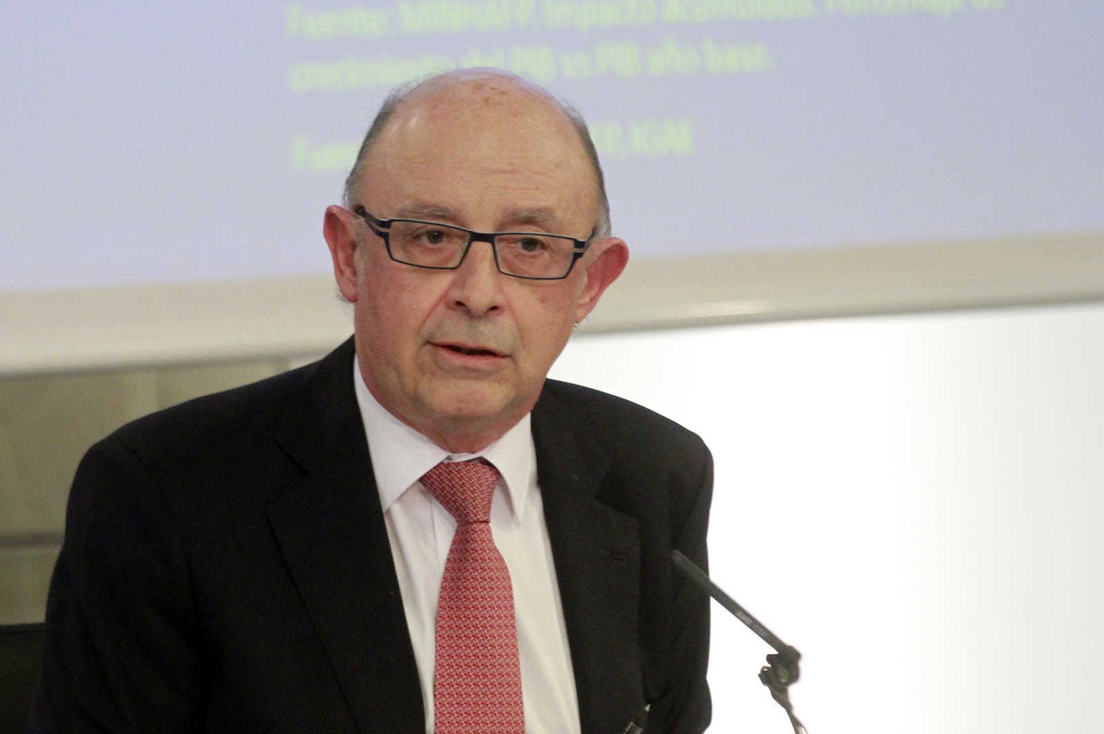 Cristóbal Montoro, ministro de Hacienda. Foto: MONCLOA - 