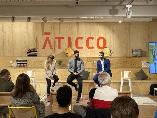 KM Zero, Capsa Vida y Leyton unen fuerzas para
impulsar 'startups' 'foodtech' a través de Neotec