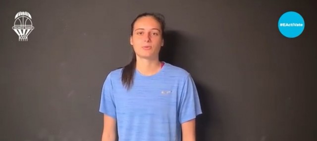 Ángela Salvadores, talento nacional y versatilidad para Valencia Basket