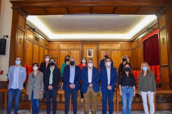 Toni Francés remodela su gobierno y refuerza a Jordi Martínez con Urbanismo y vicealcalde