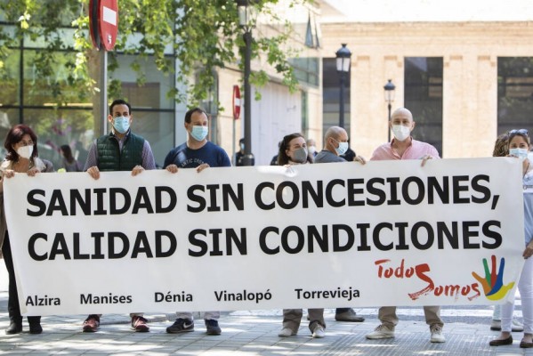 Los radiólogos se concentran de nuevo para exigir la gestión de las resonancias