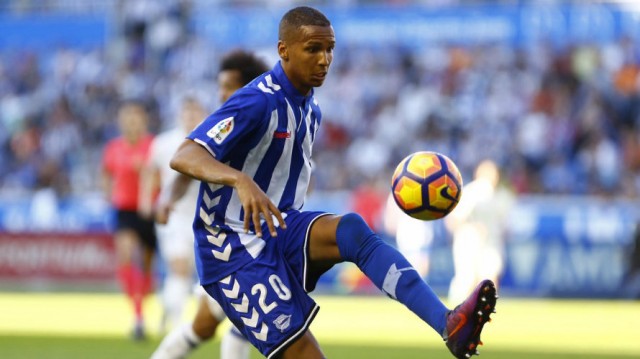El Alavés busca acercarse a la séptima plaza a costa de un Osasuna casi descendido