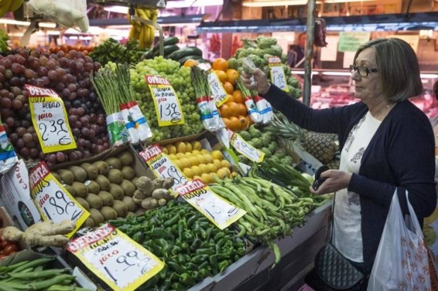 Las ventas del comercio minorista en la Comunitat Valenciana suben un 35,4% en abril