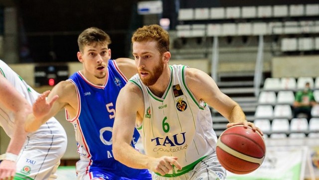 El TAU Castelló cae en Alicante y se lo jugará todo el sábado en el Ciutat (71-66)