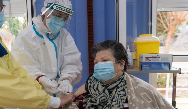 Cinco meses de vacunación: sólo el 16% de los murcianos está inmunizado por completo