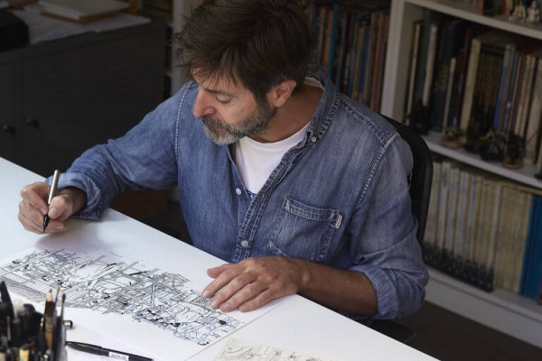 Paco Roca lleva a Bruce Wayne a Benidorm en la antología 'Batman: The World' con DC Cómics