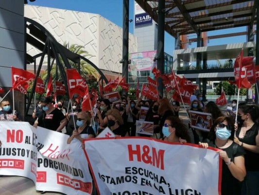 Los trabajadores de H&M en la Región tendrán que esperar hasta mediados de junio para saber el número de despedidos