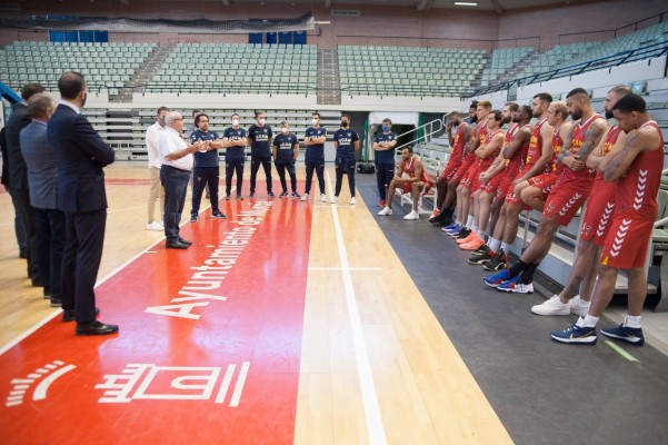 El UCAM CB se inscribe en la Liga de Campeones FIBA y Mendoza pretende apostar 