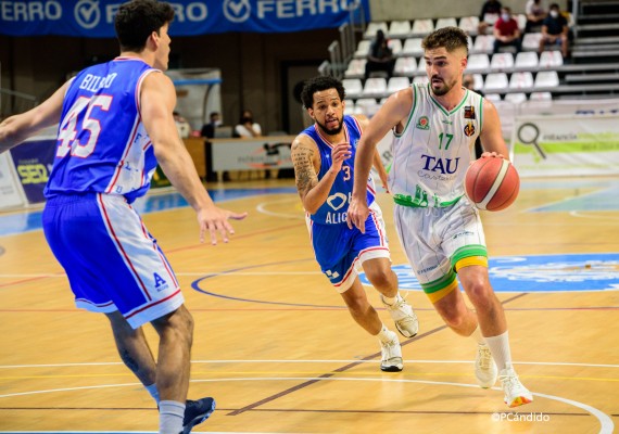El TAU Castelló busca cerrar su clasificación para semifinales en la pista del HLA Alicante