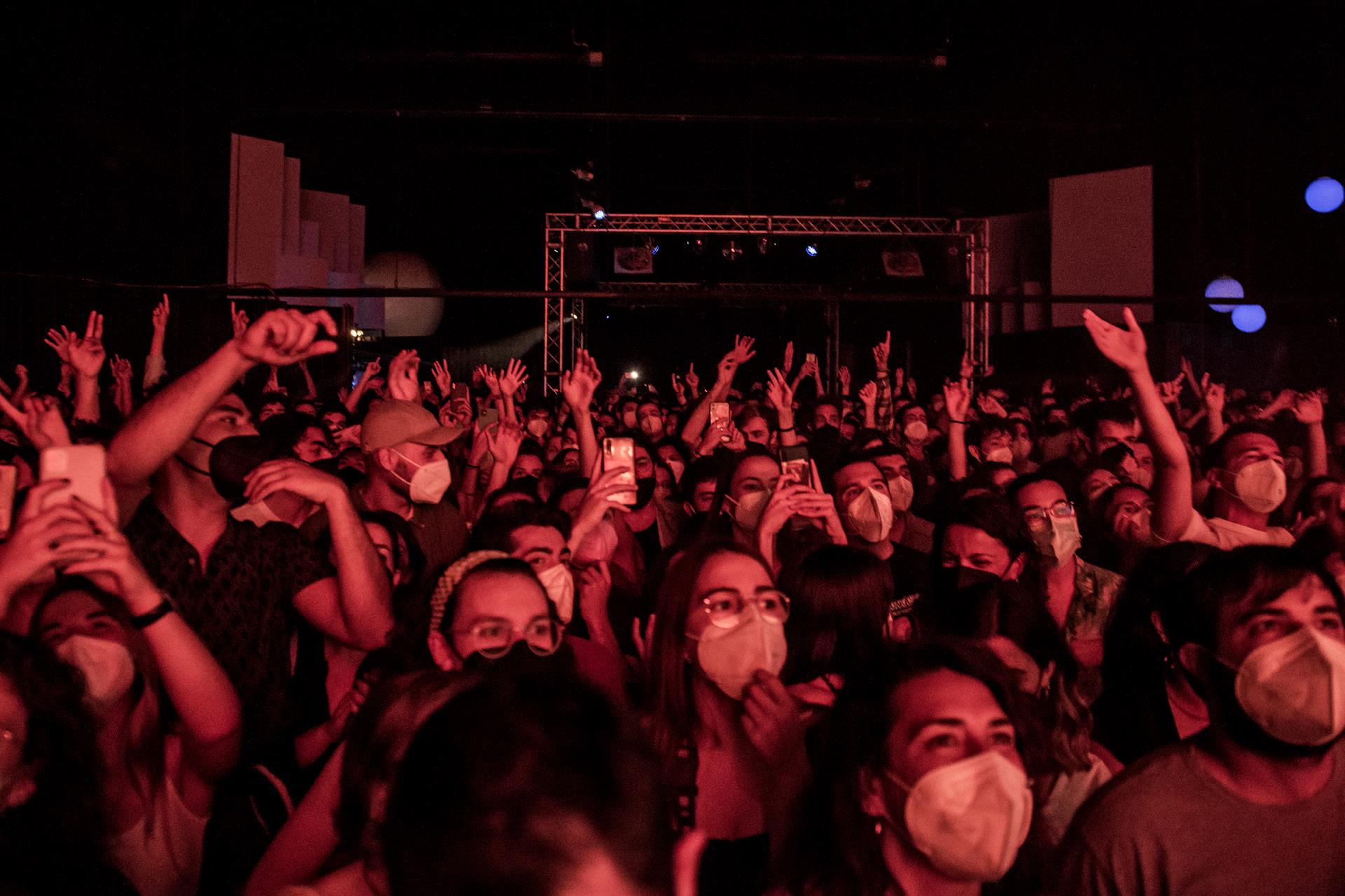 Sanidad trabaja en medidas para reducir los riesgos en festivales