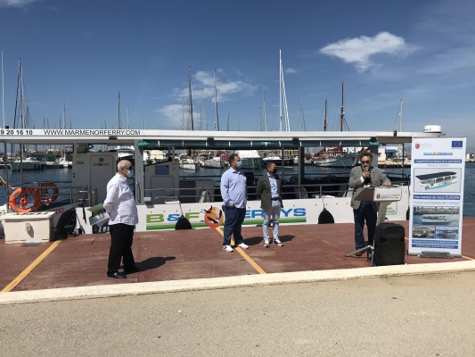 Transporte marítimo ecológico, eficiente y más rápido en la línea La Ribera-La Manga