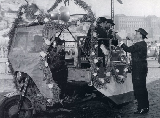 Los clásicos de Berlanga 'Los jueves, milagro' y 'Plácido' llegan al MuVIM