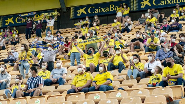Ocho vuelos saldrán de Valencia a Gdansk con seguidores del Villarreal
