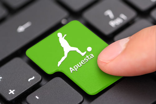 Los jóvenes conocen el peligro de la ludopatía clásica, pero no del de las apuestas 'on line'

