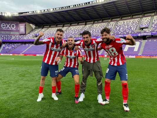 El Atlético de Madrid se lleva la Liga remontando ante el Valladolid