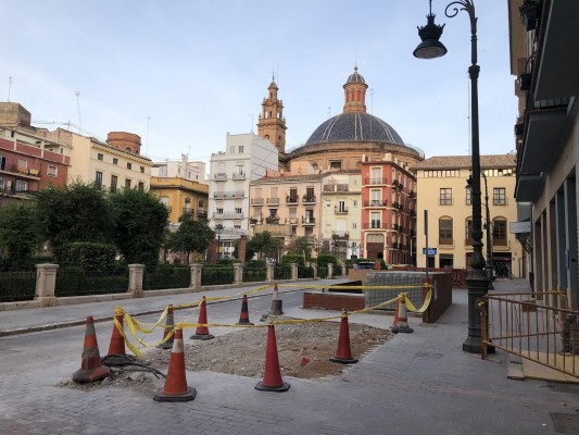 València elimina el centro de transformación eléctrica de la plaza Joan de Vila-rasa