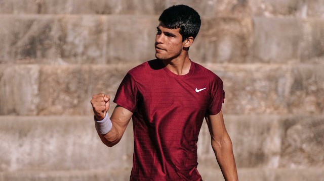 Alcaraz disputará la final en Oeiras ante el argentino Bagnis tras ganar al japonés Taro Daniel