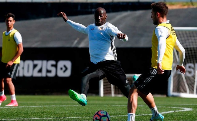 Voro recupera a Mangala para medirse al Celta
