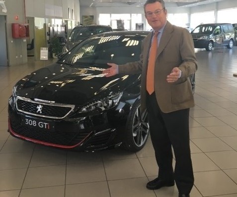 Hispanomoción presenta en sus instalaciones el potente modelo