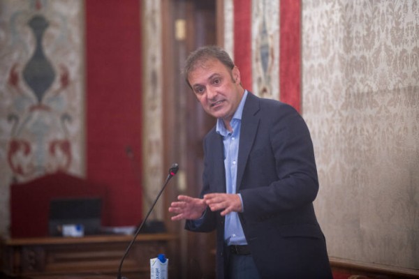 Compromís apremia a Barcala a reunir al consejo social para abordar la llegada de fondos de la UE