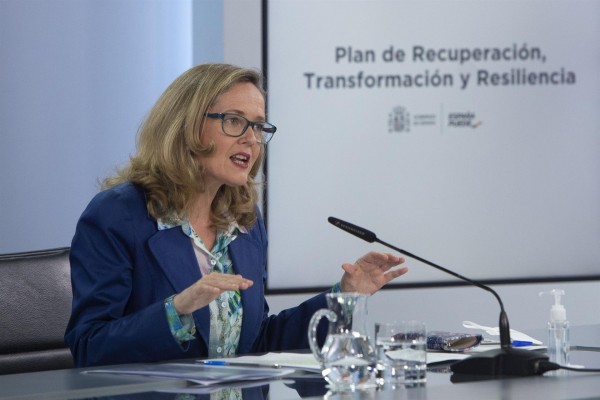 El Panel de Funcas rebaja una décima la previsión de crecimiento del PIB para 2021, hasta el 5,8%