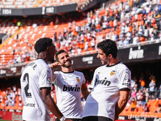 Fin temporada y un adiós colectivo en La Previa del Huesca - Valencia