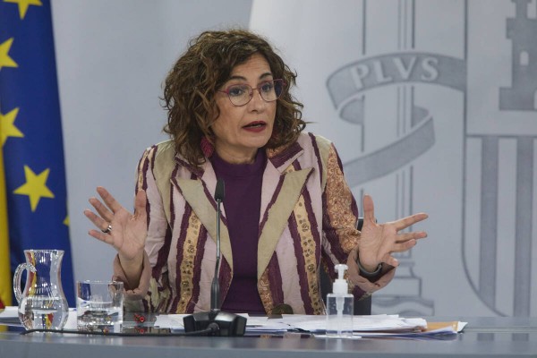 Hacienda 'paga' la crisis: la recaudación cae un 8% en Alicante y Sociedades le sale a devolver