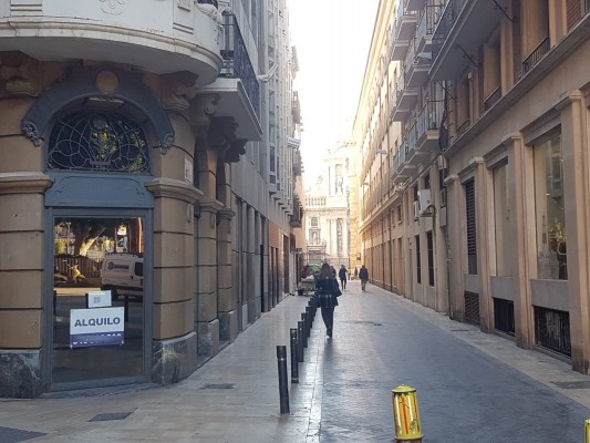 Los locales de Murcia y Cartagena pierden gancho: el precio de los alquileres cae un 30% 