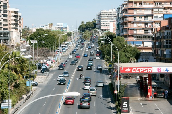 El 26,3% de los vehículos que circulan por la Comunitat no tiene el distintivo medioambiental 