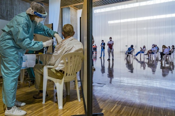 La Eurocámara aprueba conceder 36 millones a España para financiar medidas contra la pandemia