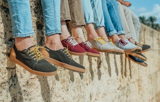 NoTime, zapatillas con suelas de restos de pelotas de tenis, café o neumáticos con sello de Elche