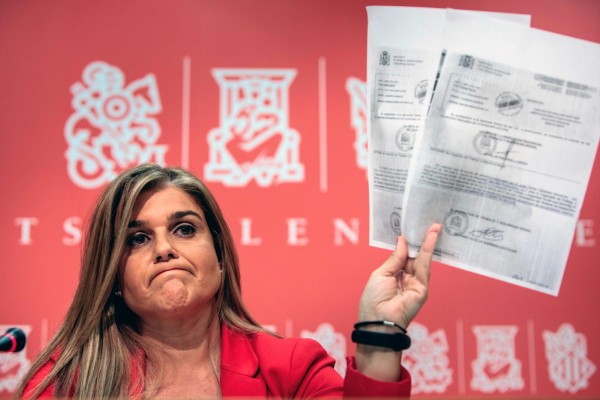 Mazón y Catalá optan por Eva Ortiz para seguir la línea dura de oposición en Les Corts